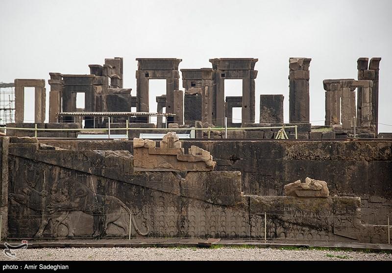 1403123009083596632416924-1 تدوین طرح فوریتی مرمت دیواره شمالی تخت جمشید