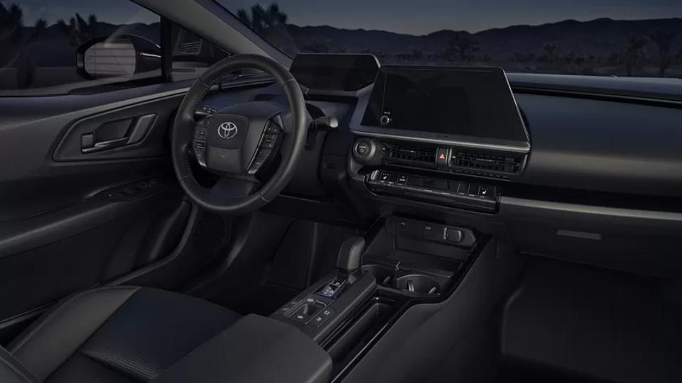 fotojet20-202025-07-09t192627-583638876861701105674-1 2026 تویوتا پریوس