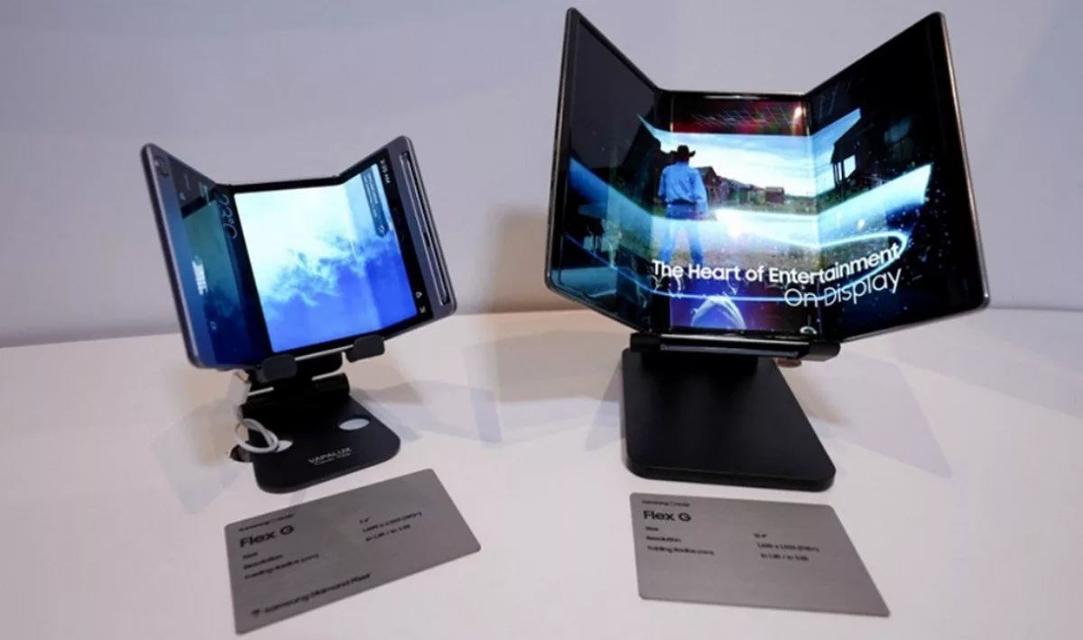 گوشی تاشو سامسونگ با دو لولا