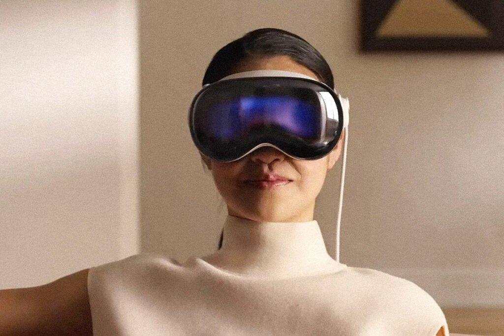 apple-fall-detection-expansion-2-1024x683-1