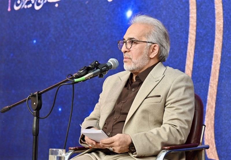 140402052239417232670174-1 پیراهن معظم سیدالشهدا(ع) نماد مظلومیت شیعه است