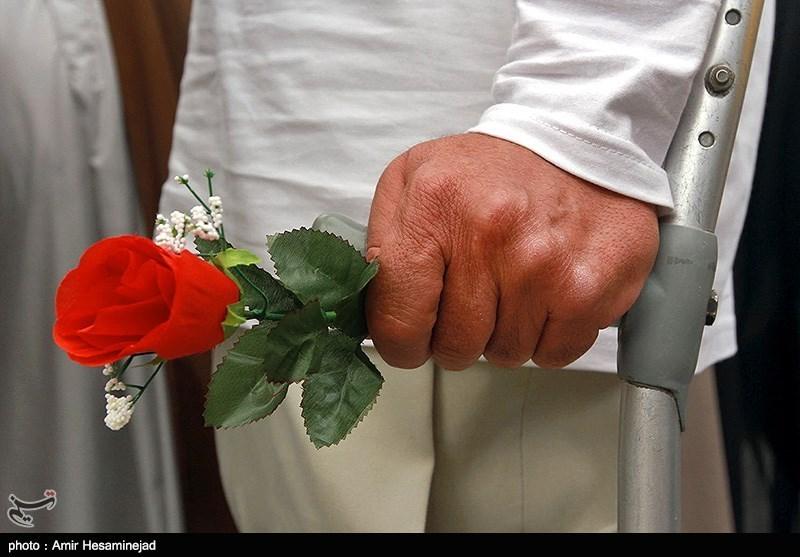 استقبال مدیران بعثه رهبری از کاروان جانبازان در مدینه+تصاویر