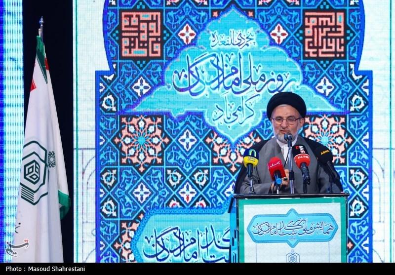 تاکید رئیس سازمان اوقاف بر نقش محوری بقاع متبرکه در جامعه