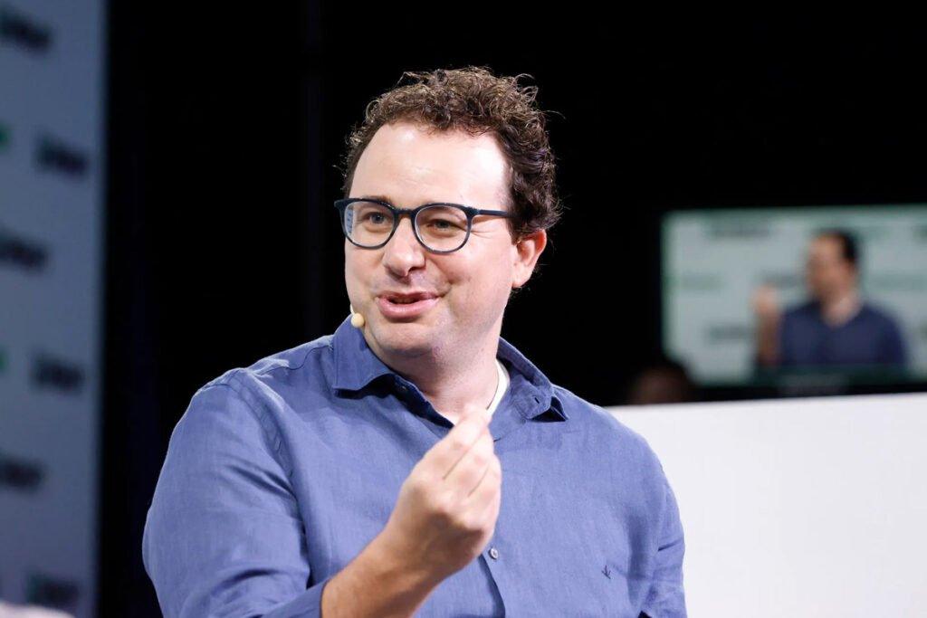 anthropic-ai-interpretability-2027-3-1024x683-1 شفافسازی مدلهای هوش مصنوعی