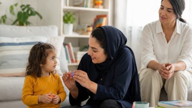 اولین روز حضور پرستار کودک در خانه؛ نکات مهم برای والدین